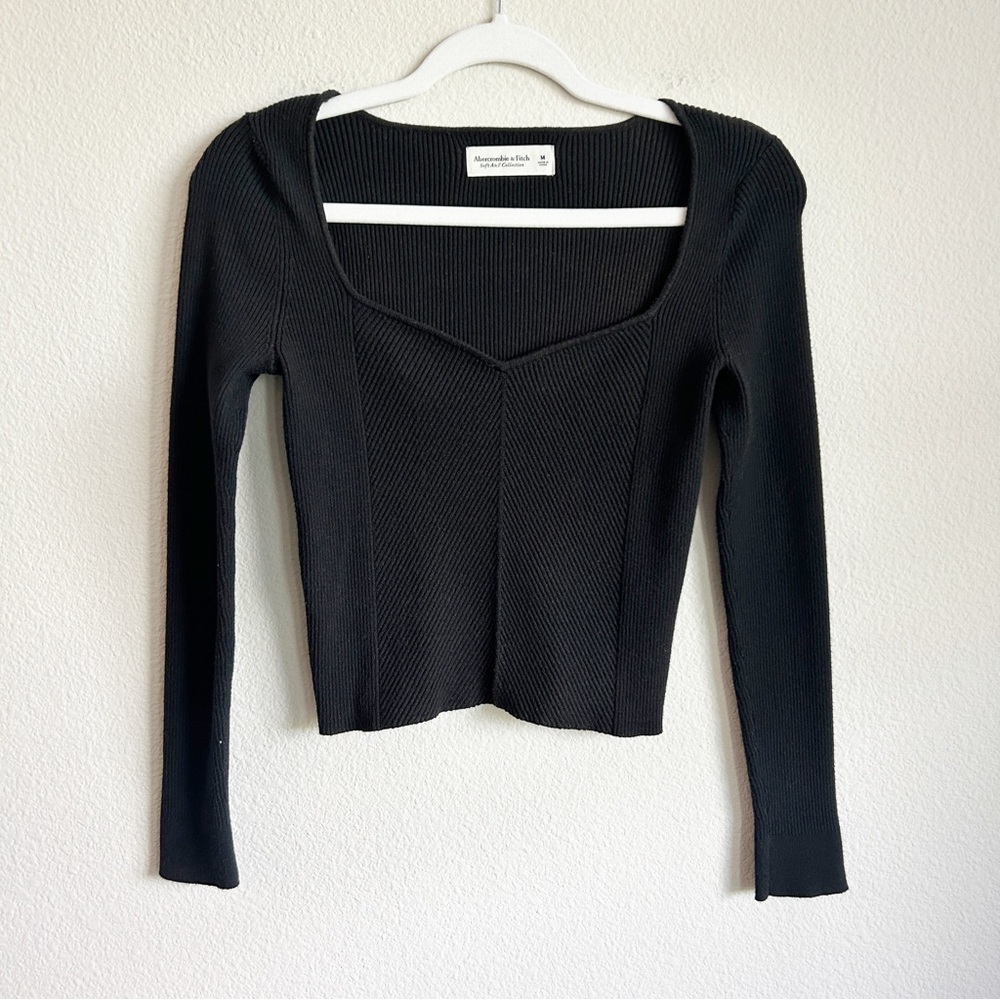 Abercrombie & Fitch Black Long Sleeve Sweater Crop Top Size Medium